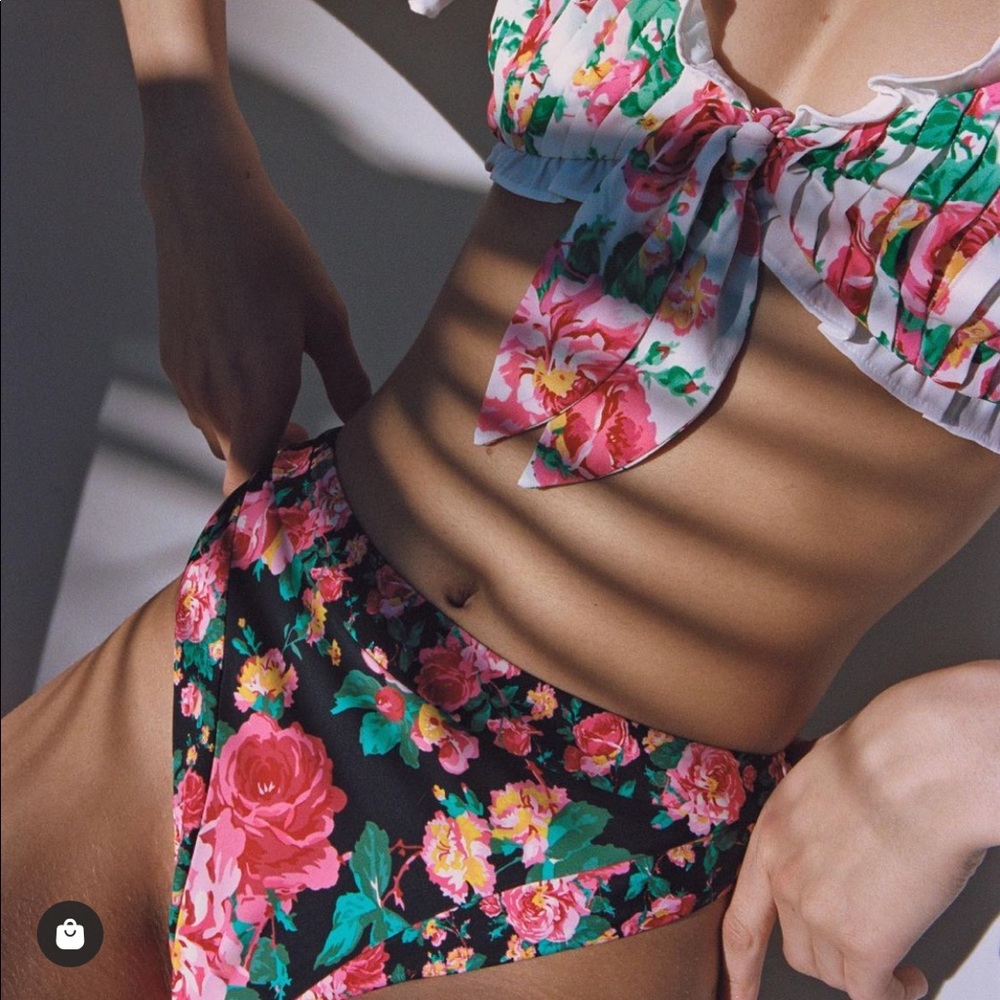 2 PIECE FOR LOVE & LEMONS Rosewater Underwire Swim Top & High-waist Swim Bottom - Picture 7 of 16